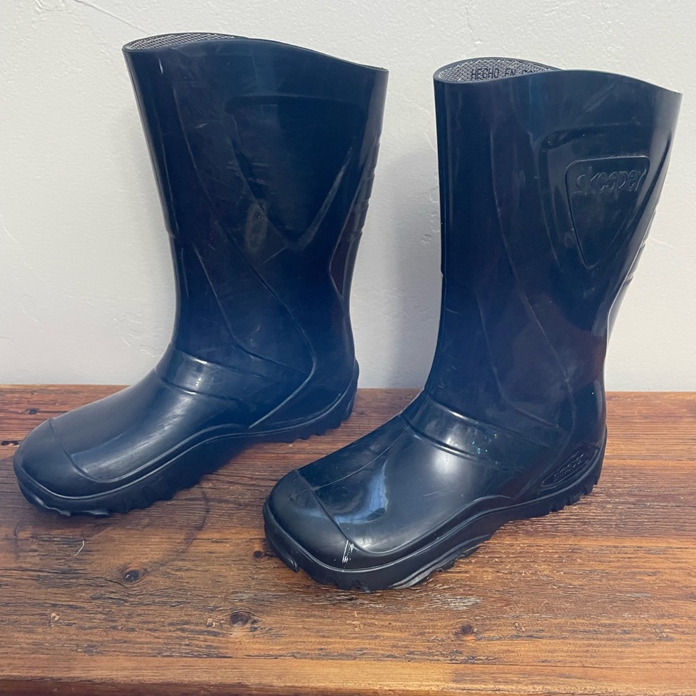 Skeepers Girl’s Rubber Boots, size 12-1.
